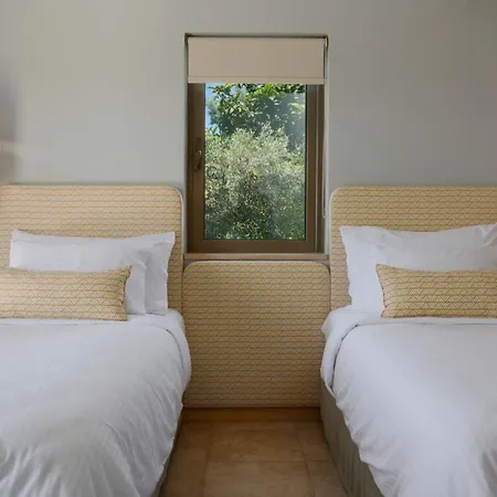 Grand Lefkada - 3 Bedrooms - Kaladika - Stunning Sea Views - Well Furnished Tsoukaládhes